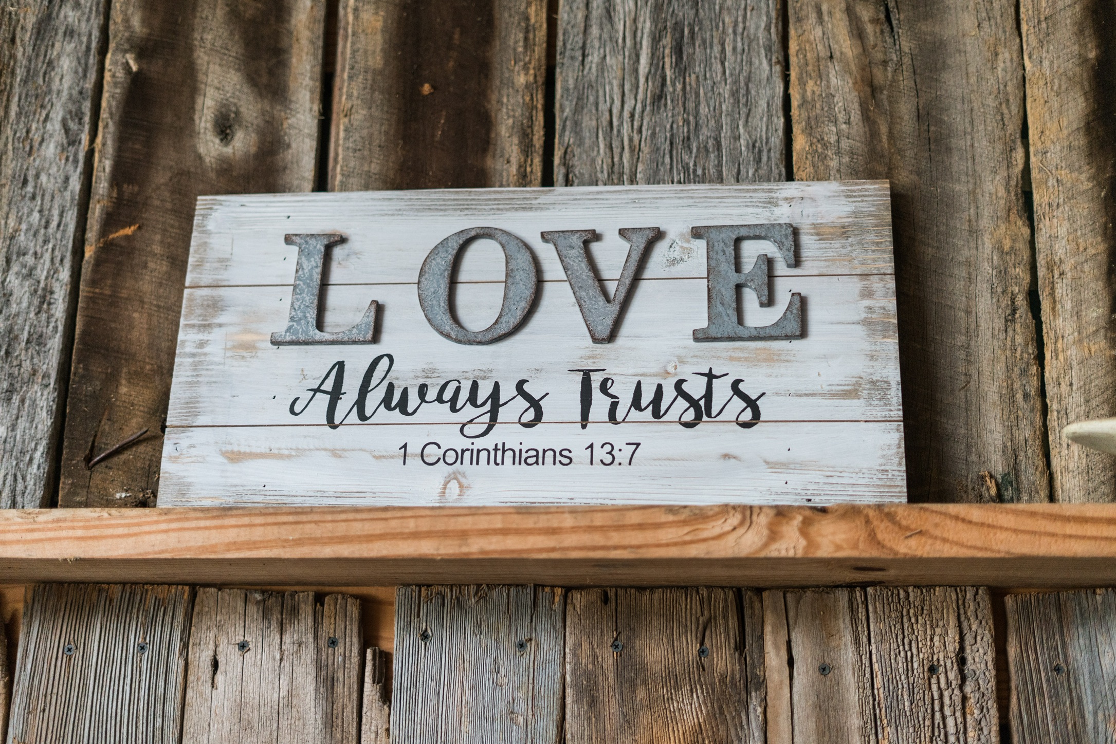 God's love never fails!. EL AMOR DE DIOS NUNCA FALLA
